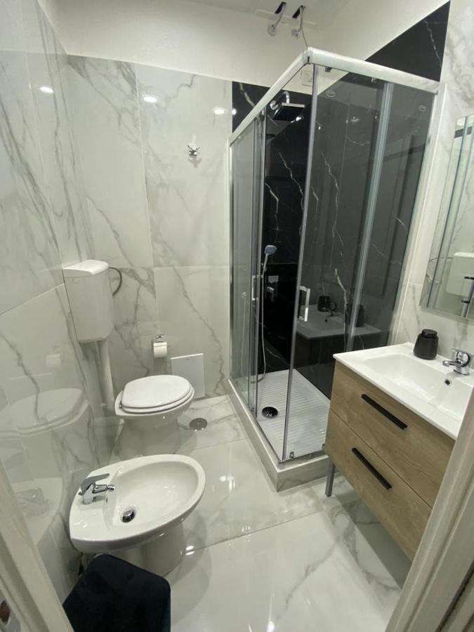 Апартаменты Greta'S_House Неаполь Экстерьер фото