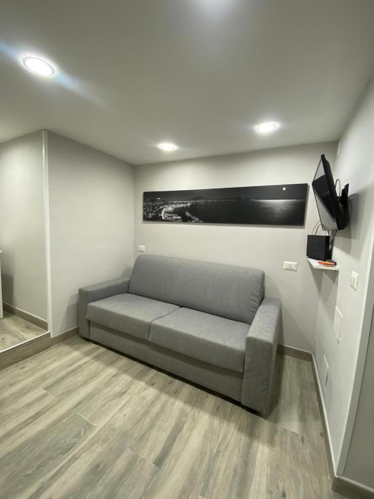 Апартаменты Greta'S_House Неаполь Экстерьер фото